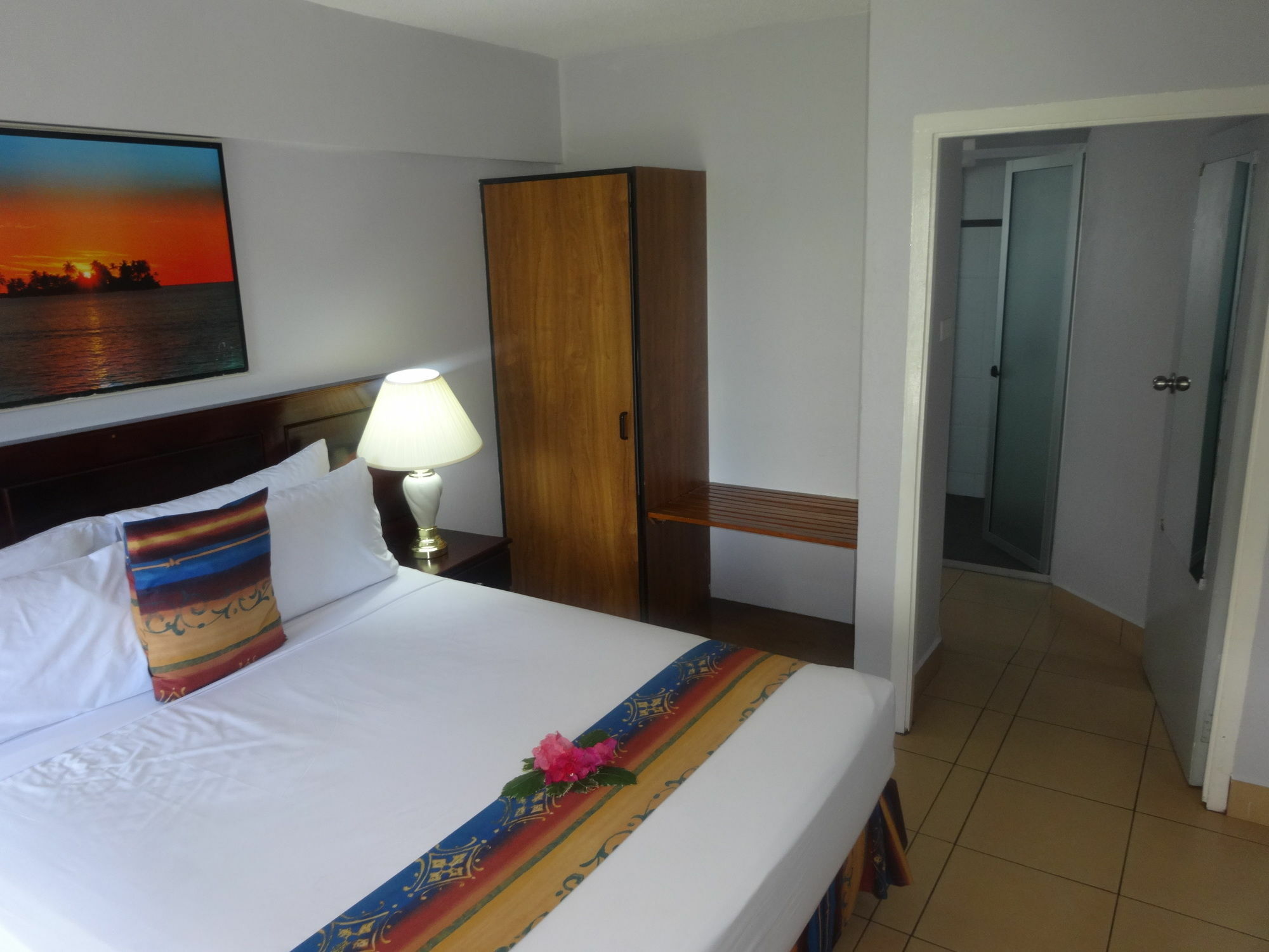 Suva Motor Inn Kültér fotó